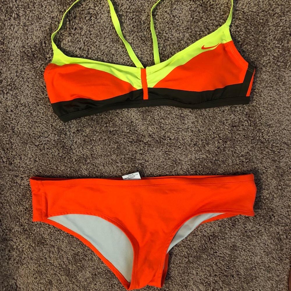 Bathing suit